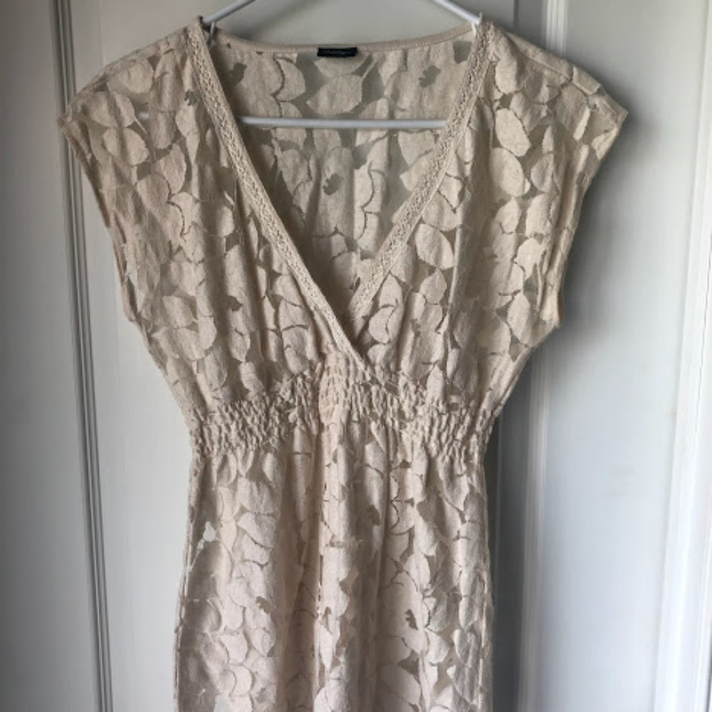 🚨2 for $20🚨 Vanity Sheer Leaf Pattern Top (M)